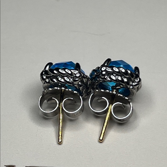 David Yurman Chatelaine Earrings in Blue Topaz - Picture 5 of 8